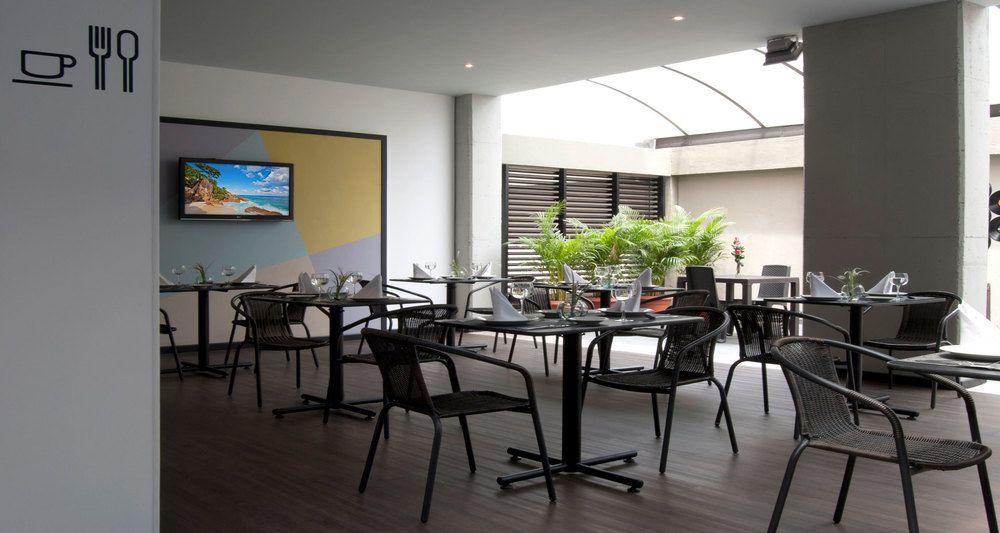 Best Western Calleja Suites Bogota Bagian luar foto