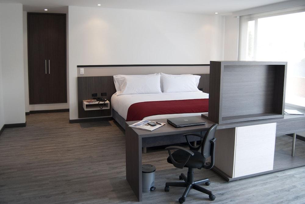 Best Western Calleja Suites Bogota Bagian luar foto