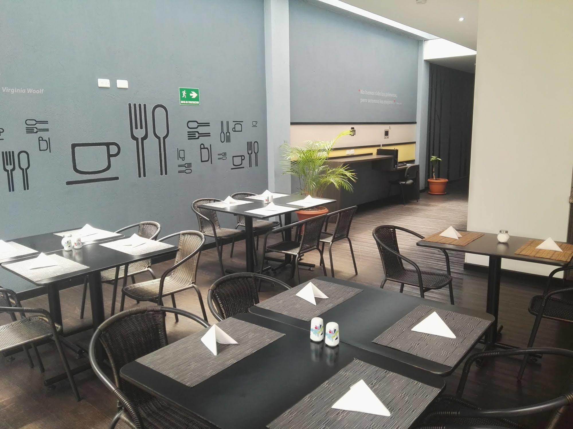 Best Western Calleja Suites Bogota Bagian luar foto